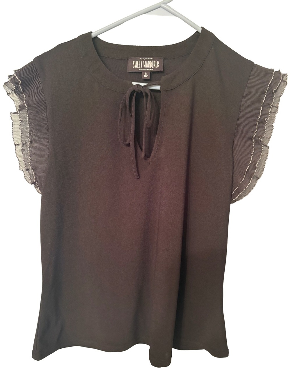 Sweet Wanderer Black White Ruffle-Sleeve  Blouse. NWT XL Juniors BOHO work HTF